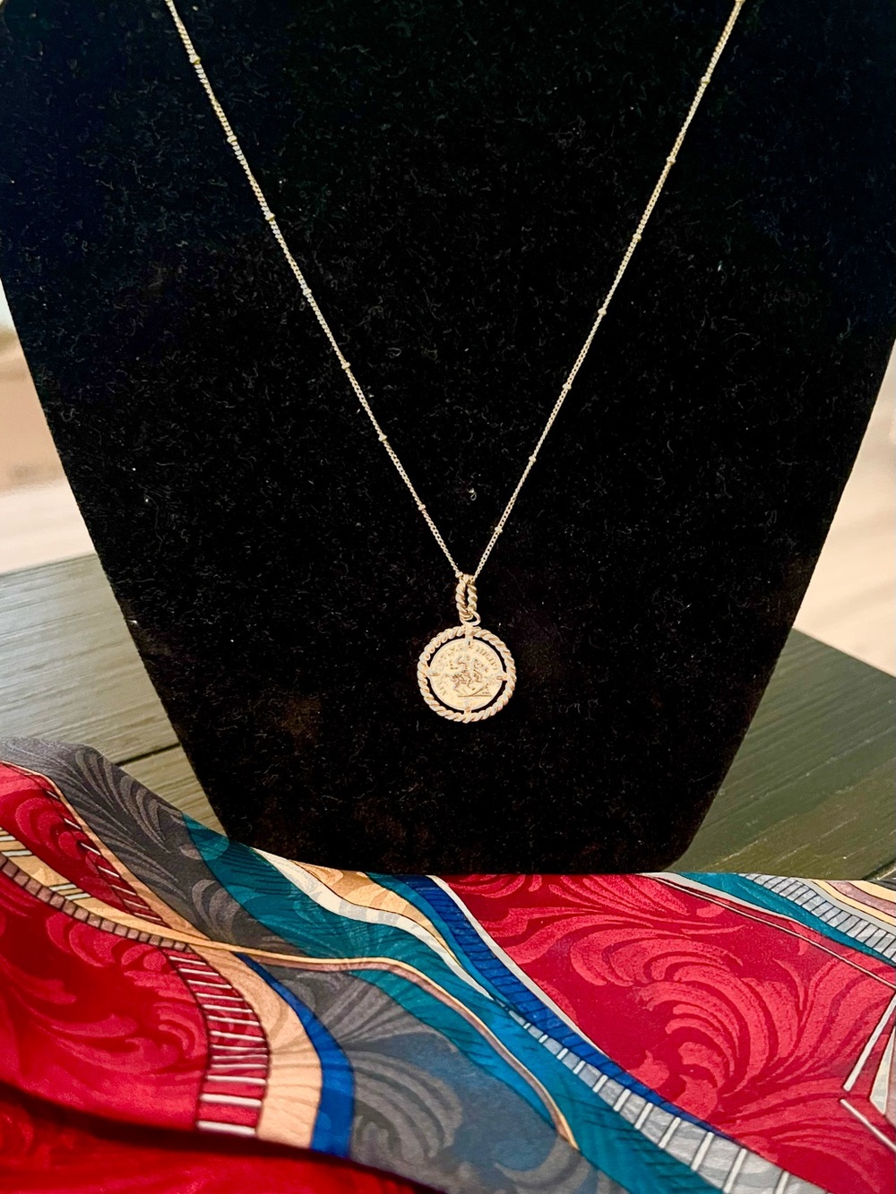 Jessica Simpson 925 Sterling 14K Gold Plated Ancient Coin Pendant Necklace